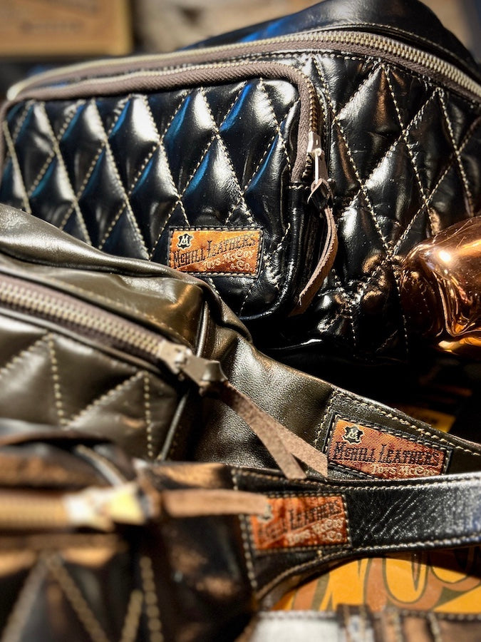 HORSEHIDE DUAL BLADE "PADDED" BAG - Brown